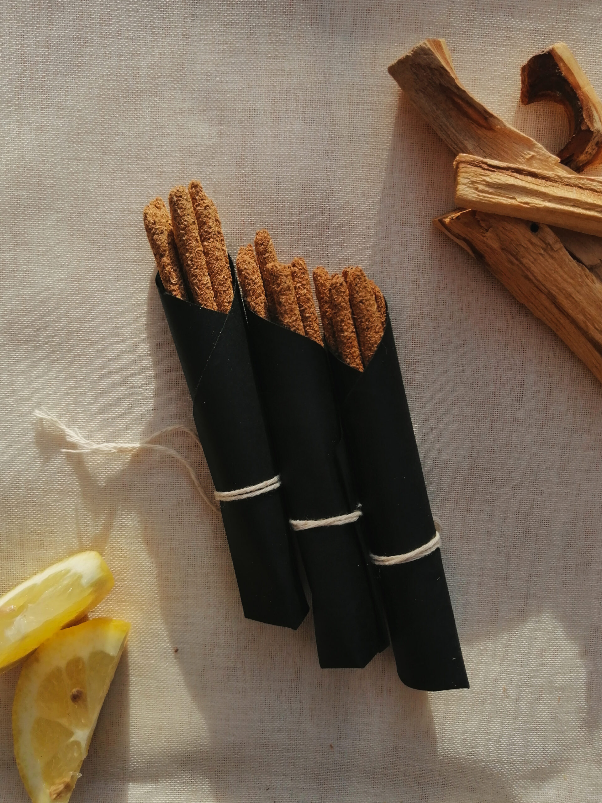Inti (Palo Santo + Bergamota) Incienso Natural